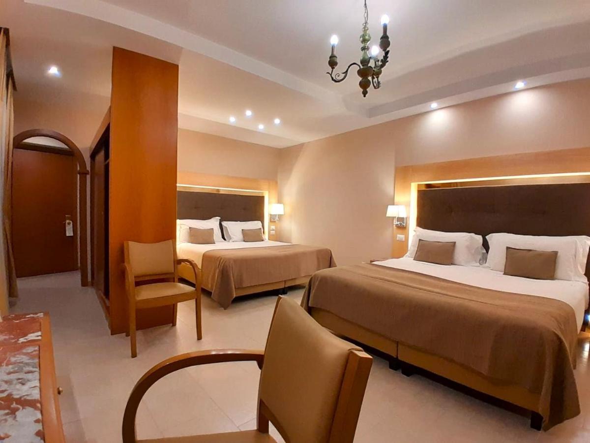 Montespina Park Hotel Napoli Ngoại thất bức ảnh